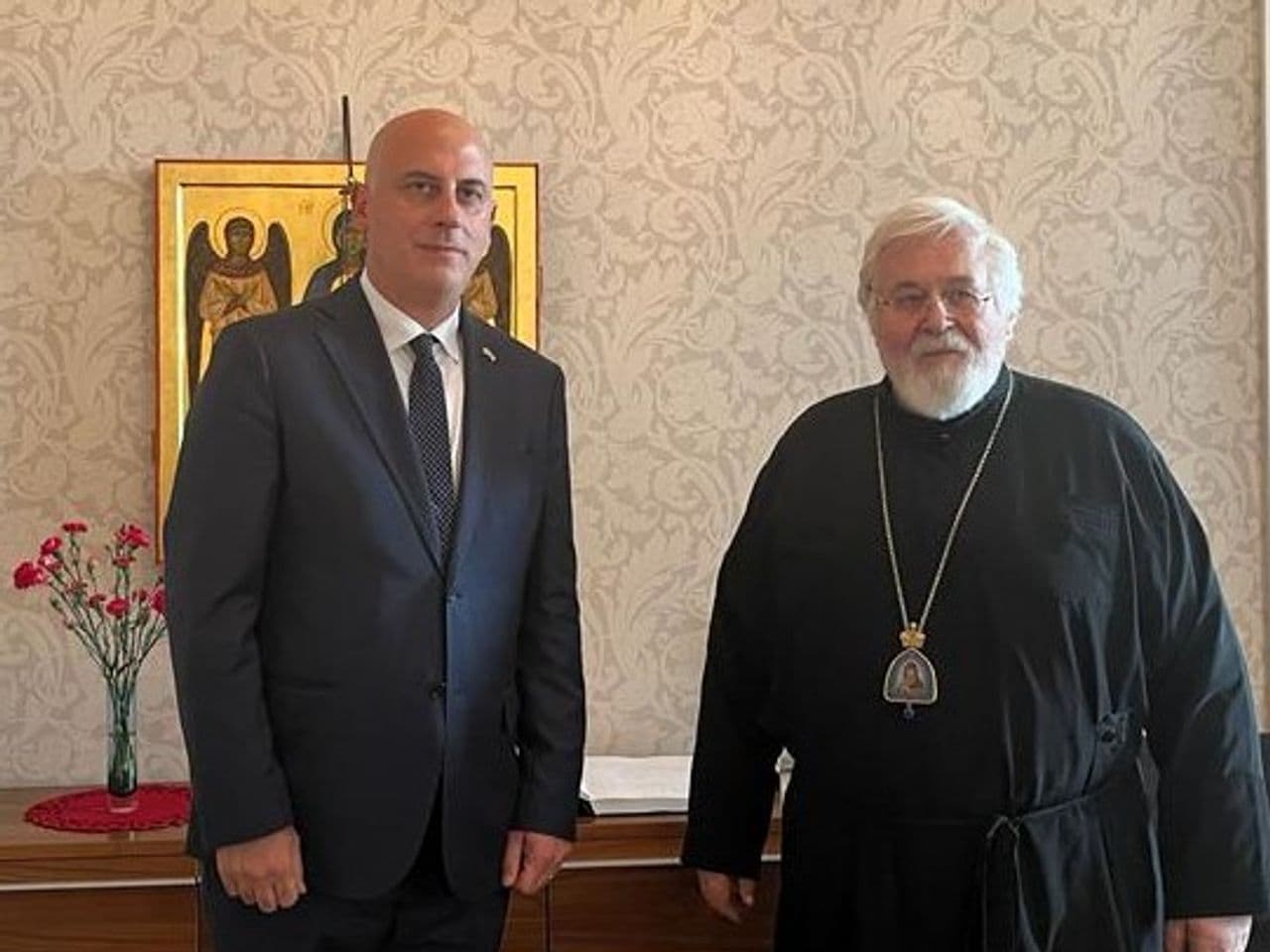 ელჩის შეხვედრა კარელიისა და სრულიად ფინეთის მართლმადიდებლური ეკლესიის ხელმძღვანელთან